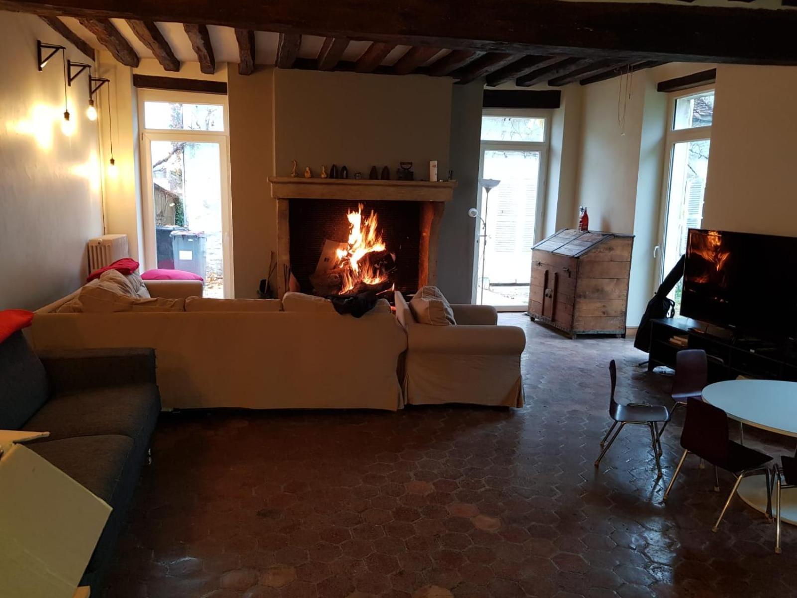 Les Oiseaux De Passage Bed & Breakfast Escolives-Sainte-Camille Exterior foto